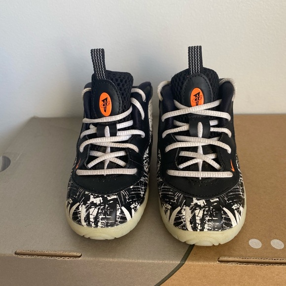 Nike Foamposite Toddler Orange/Black/White- SZ 7 C - Picture 5 of 14